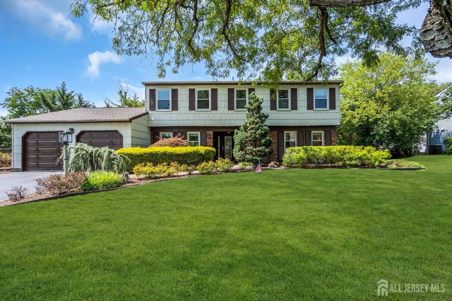 Property Photo: 4 Dennison Place NJ 08536