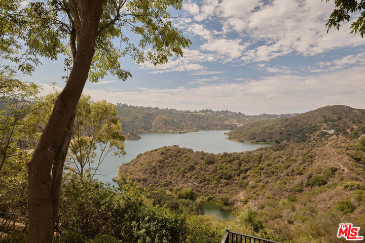Property Photo:  1900 Bel Air Rd  CA 90077 