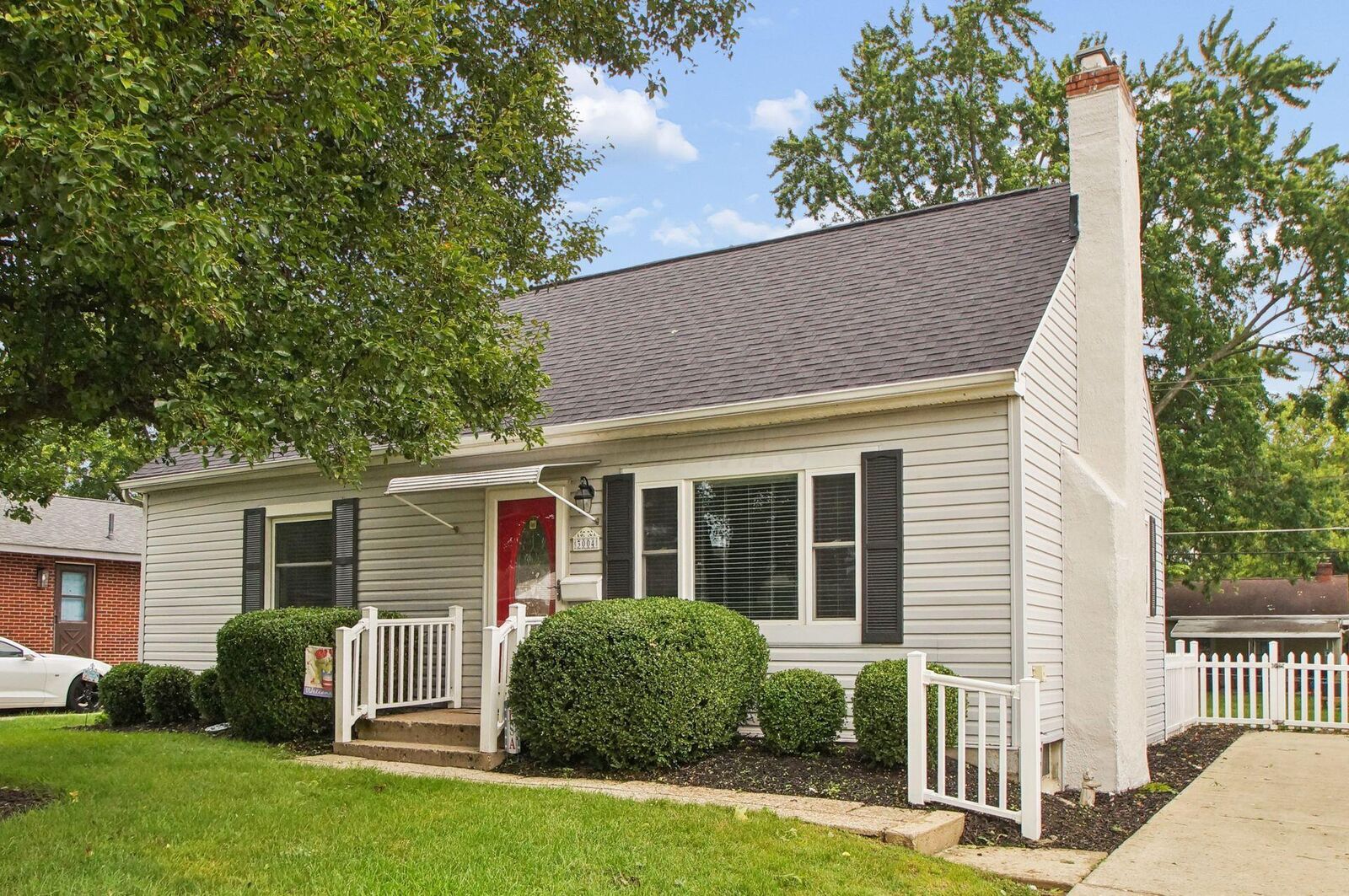 Property Photo:  3004 Voeller Circle  OH 43123 