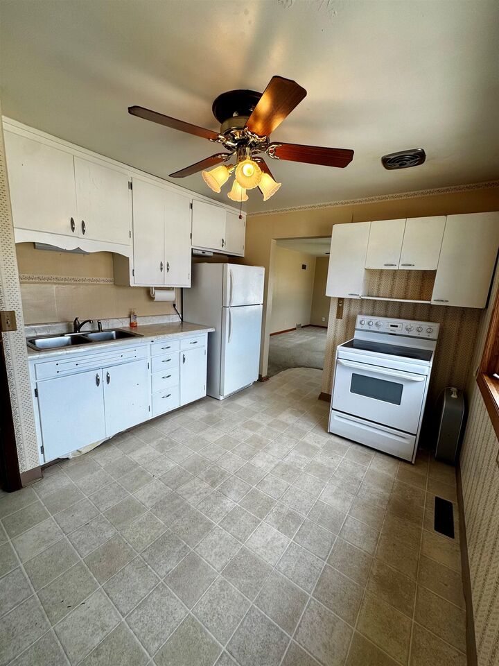 Property Photo:  3911 19th Street  NE 68601 