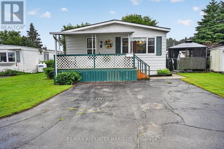 1 Kavanagh Drive — photo 1