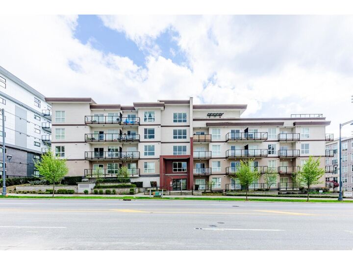 13768 108 Avenue 323 — photo 1