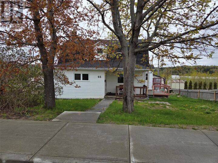 Property Photo:  93 Circular Road  NL A2A 1B6 