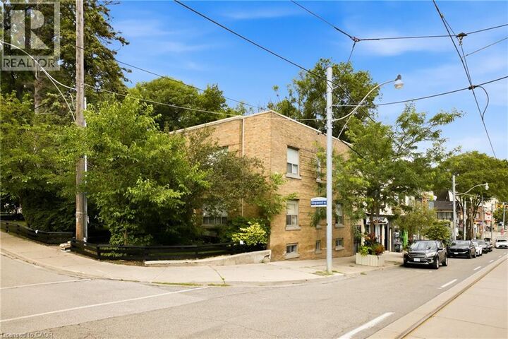 Property Photo: 1 Kingswood Road 3R ON M4E 3N4