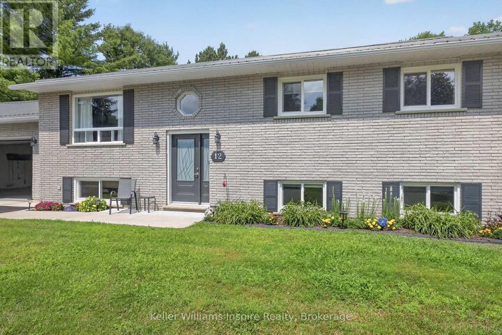 Property Photo:  12 Jamie Crescent  ON K8H 3N2 