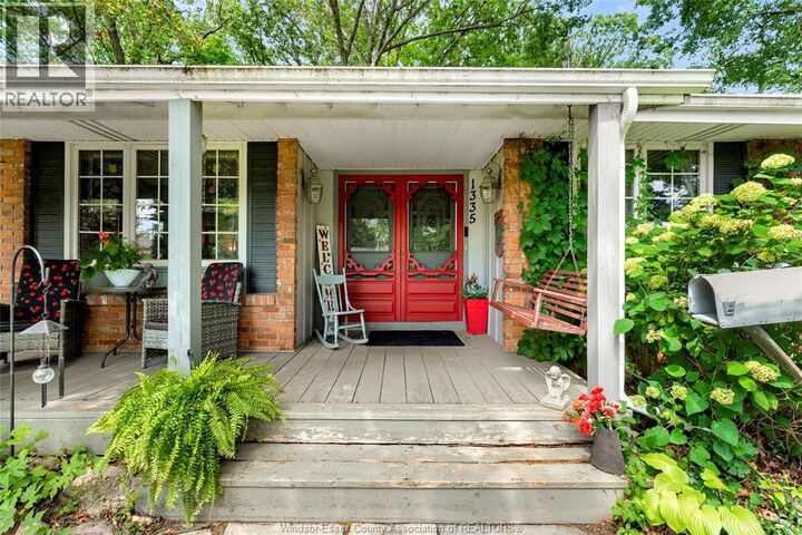 Property Photo: 1335 Laurier Drive ON N9J 1N2