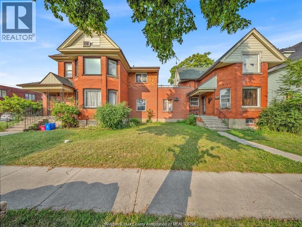 Property Photo:  669 Marentette Main  ON N9A 1Z3 