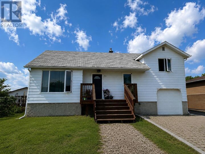 73 Dickenson Rd — photo 1