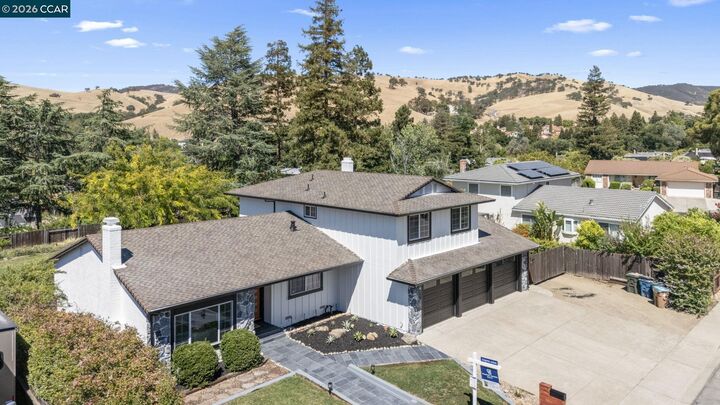 Property Photo:  2 El Molino Dr  CA 94517 