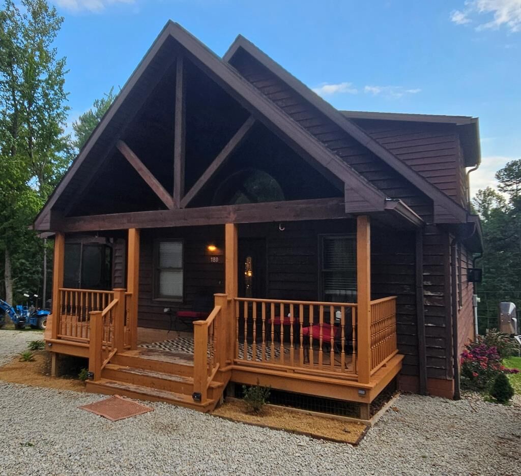 Property Photo: 180 Lake Ridge Rd KY 41201
