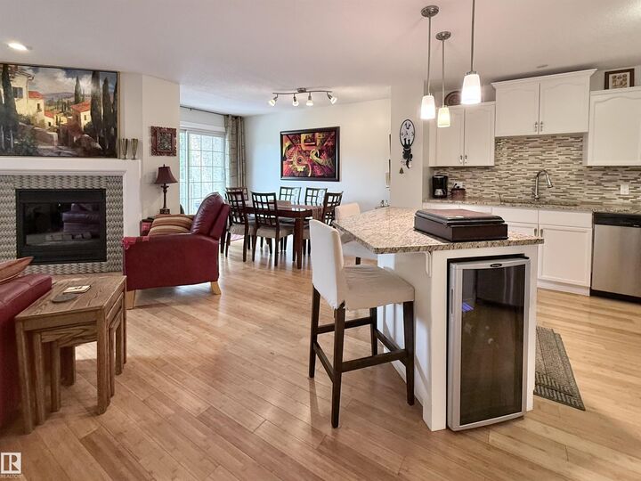 Property Photo:  3 Perron Street 403  AB T8N 5Z5 