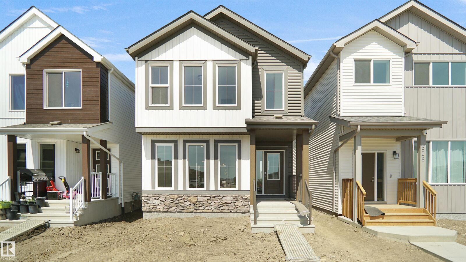 Property Photo:  7387 Keeler Crescent SW  AB T6W 4J9 