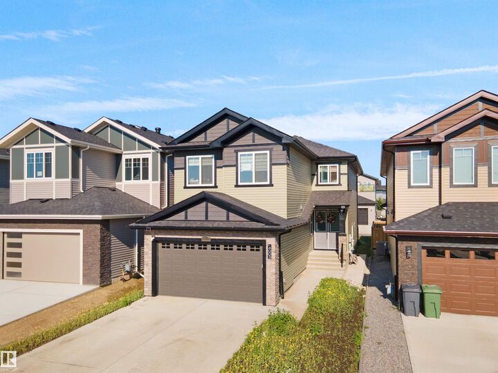 Property Photo:  4003 39 Street  AB T4X 3B5 