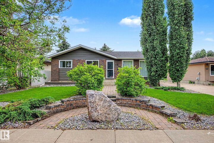 Property Photo:  4305 43A Avenue  AB T9E 4T4 