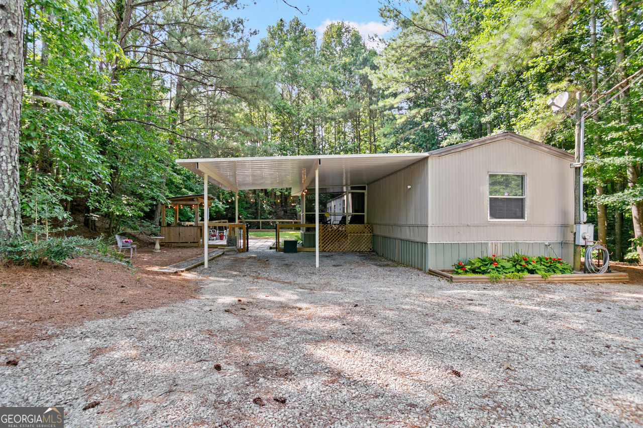 Property Photo:  5002 Bee Tree Road SE  GA 30102 