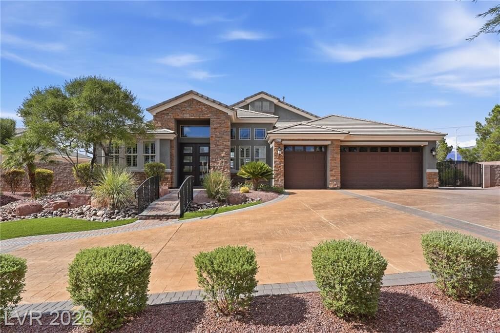 Property Photo: 8420 Cedar Mill Falls Court NV 89143