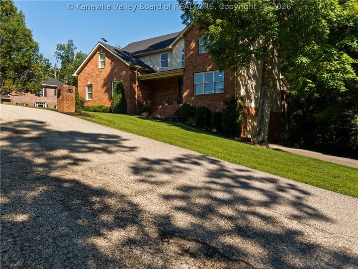 Property Photo:  418 Woodberry Way  WV 25213 