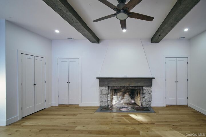Property Photo:  189 McNamara Road  NY 10977 