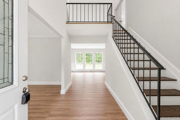 Property Photo:  11 Bates Lane  NY 11961 