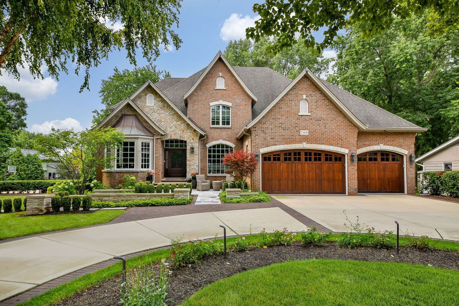 Property Photo: 760 E Bauer Road IL 60563