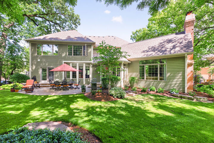 Property Photo:  770 Reserve Court  IL 60177 