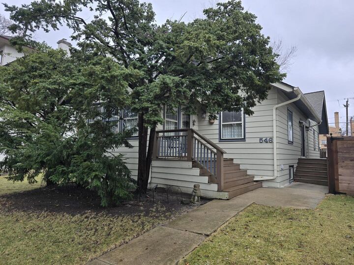Property Photo:  546 Judson Avenue Gdn  IL 60202 