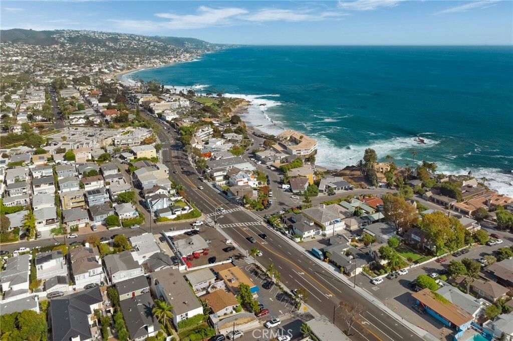 Property Photo:  217 Wave Street  CA 92651 