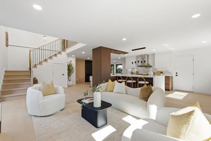 Property Photo:  2422 Adonis Way  CA 95124 
