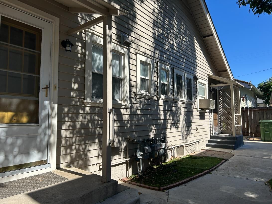 Property Photo: 1145 Parker Ave CA 95376