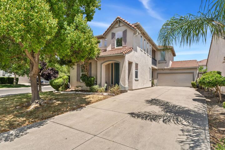 Property Photo: 330 Belfont Circle CA 95835