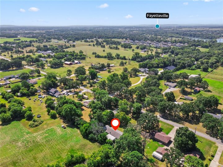Property Photo:  1370 Elm Springs Road  AR 72762 