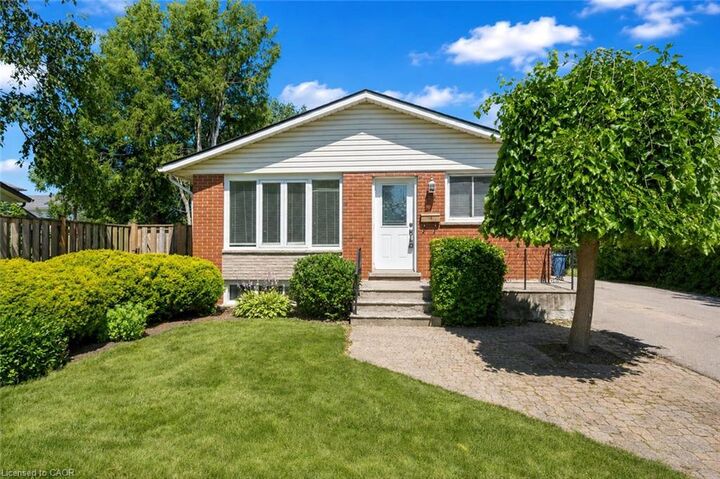 Property Photo:  95 Mountford Drive  ON N1E 6E7 