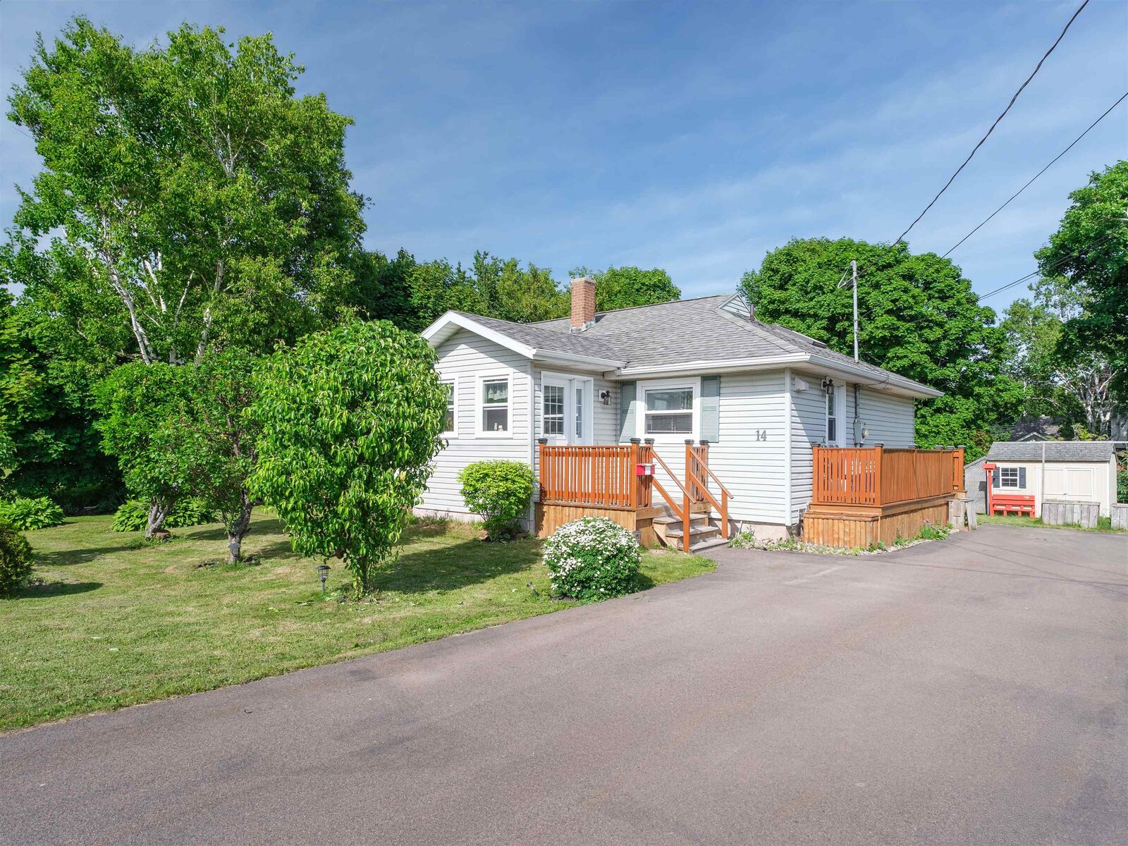 Property Photo:  14 Donwood Drive  PE C1A 5L2 