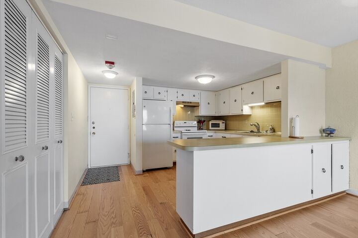 Property Photo:  585 Revere Beach Parkway 312  MA 02151 