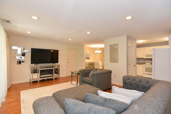 Property Photo:  14 Bourbon St. 31  MA 01960 