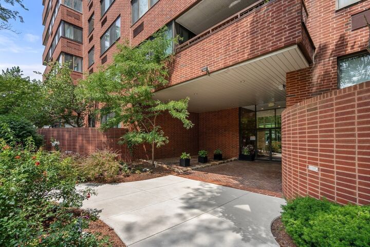 Property Photo:  77 Adams St 1206  MA 02169 
