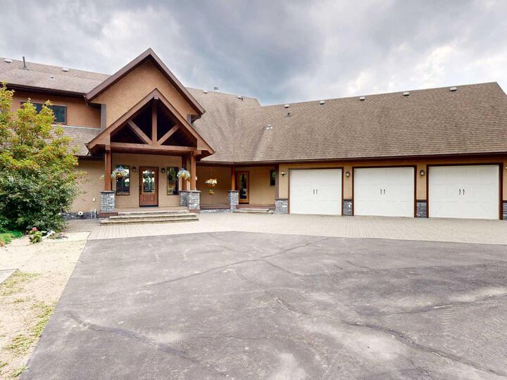 Property Photo: 593068 Range Road 124 AB T7S 1N9