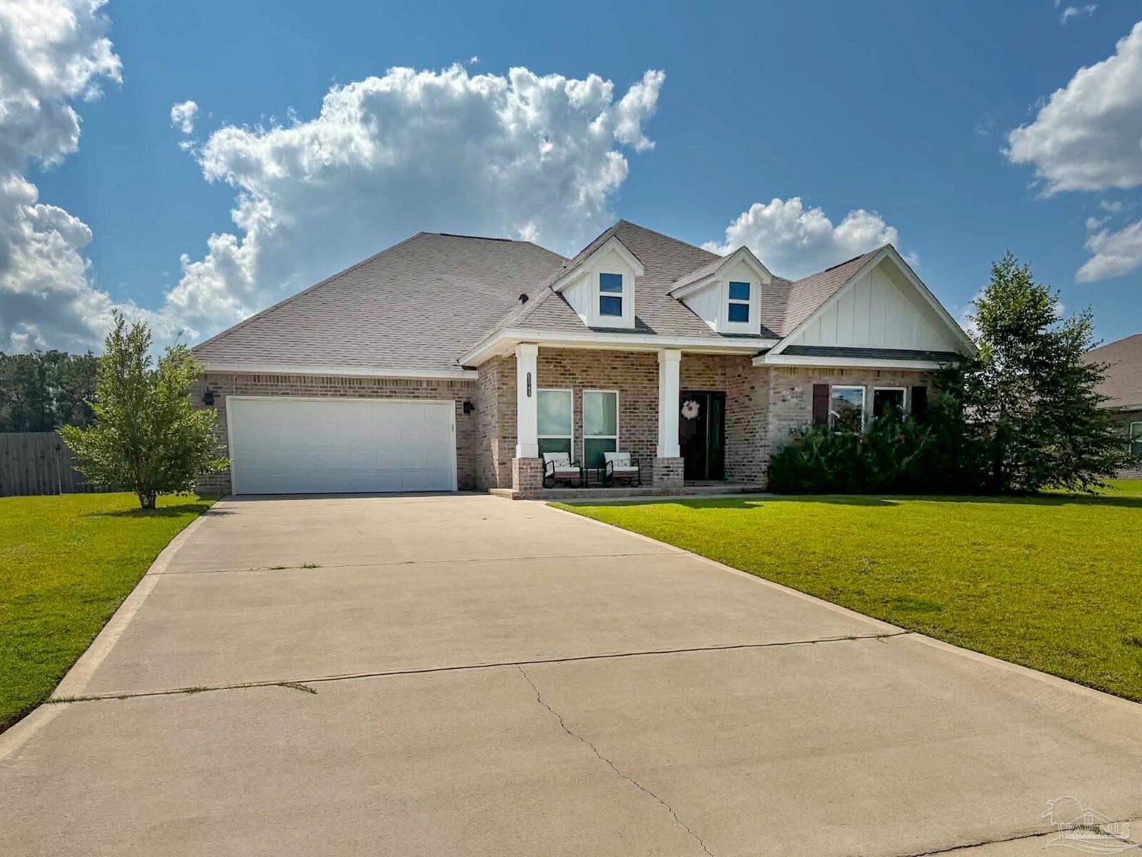 Property Photo: 6549 Captiva Dr FL 32570