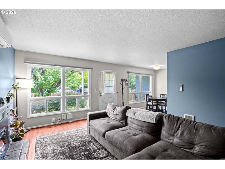 Property Photo:  5103 SE 99th Ave  OR 97266 