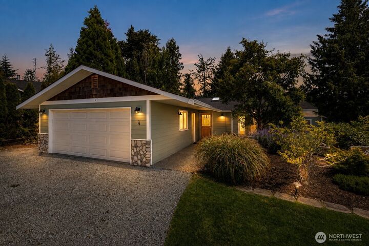 Property Photo:  4  Quinault Way  WA 98257 
