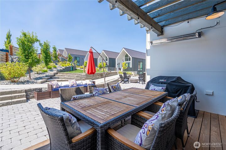Property Photo: 1402 Cottage Lane WA 98816