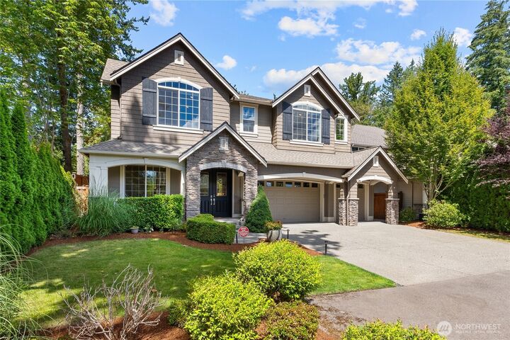Property Photo:  26546 SE Belvedere Way  WA 98075 