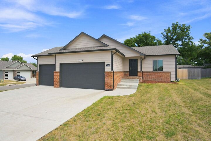 Property Photo: 1118 S Sontag KS 67037