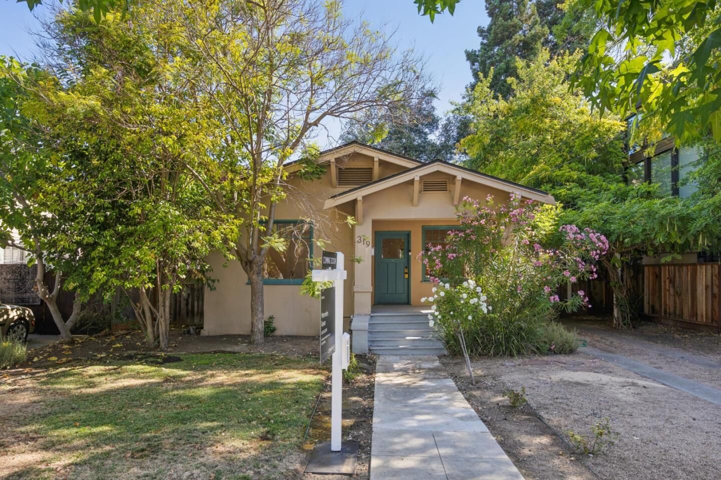 Property Photo: 319 Bryant Street CA 94301