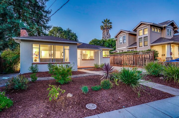 Property Photo: 452 Church Street CA 94041