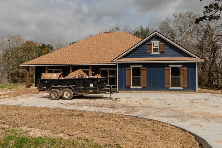 Property Photo: 7820 Tolivar Rd. TX 77713