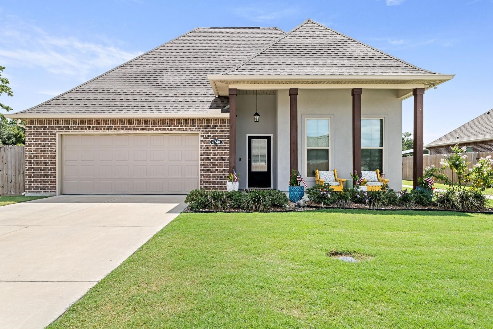 Property Photo:  6740 Little Cypress Loop  TX 77632 