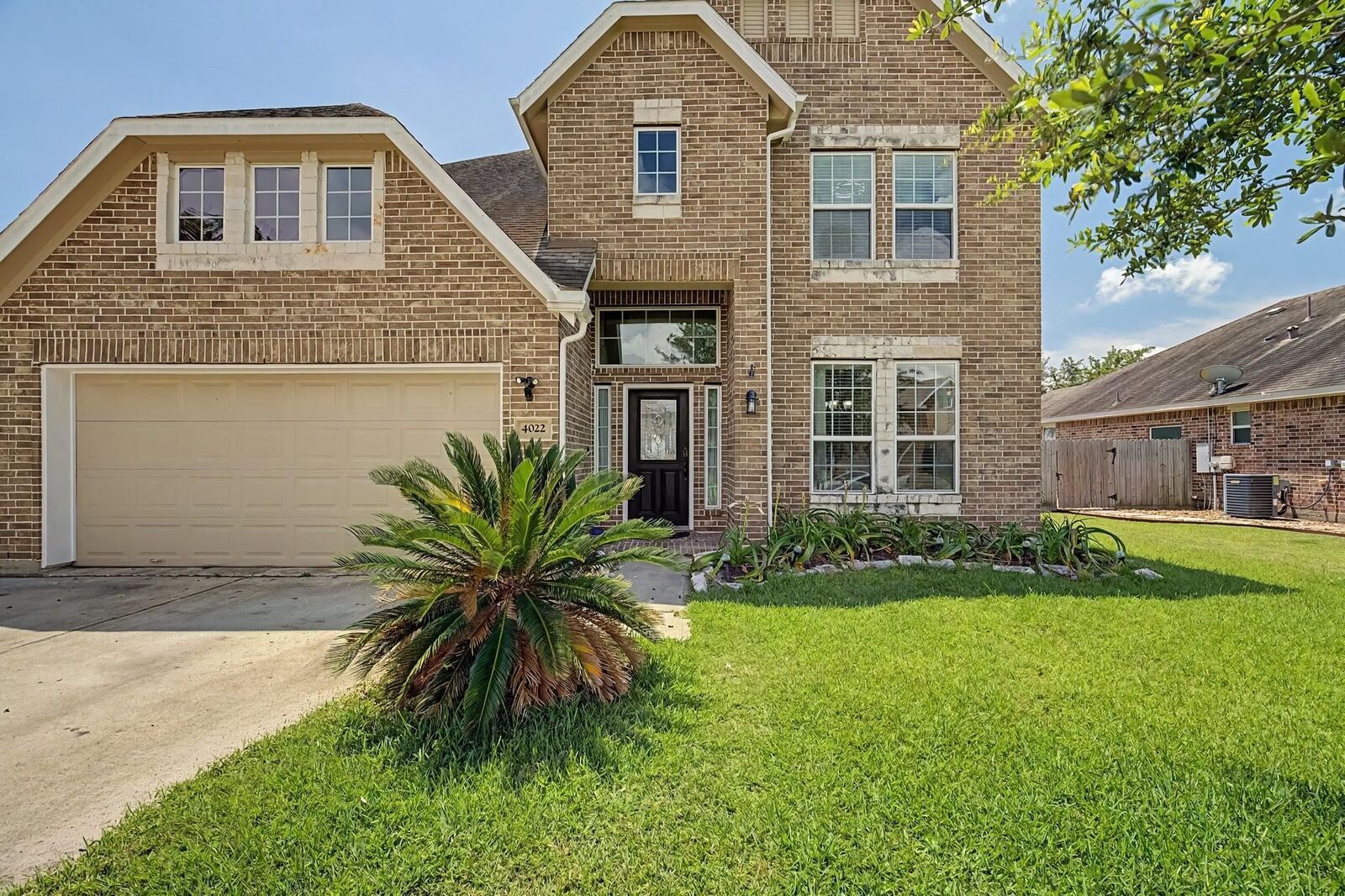 Property Photo: 4022 Cypress Point Dr. TX 77523