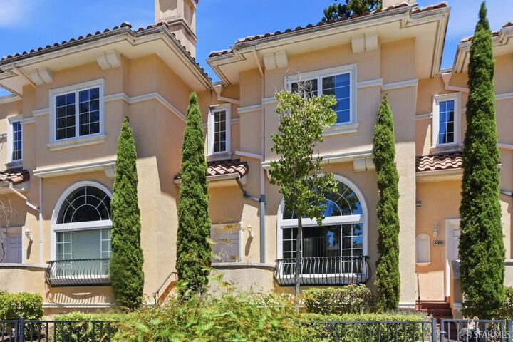 Property Photo:  808 El Camino Real E  CA 94010 