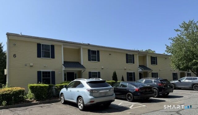 Property Photo:  6 Silvermine Avenue 10  CT 06850 